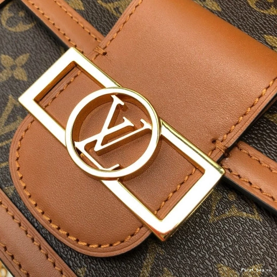 First bag ru Vuitton Spring Louis Mini（2019 Dauphine Show） 0708